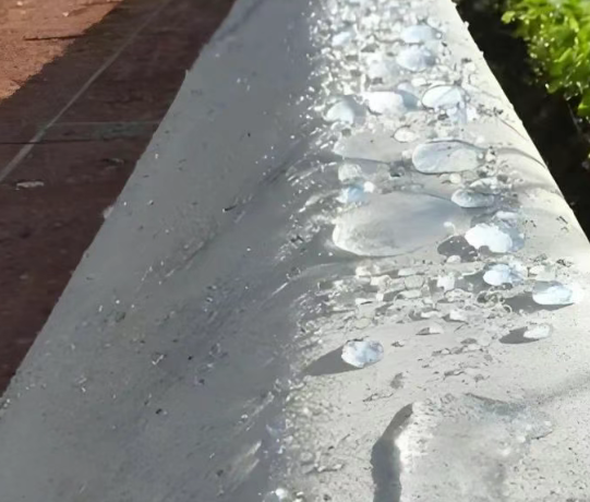 久治硅烷浸渍涂料在混凝土保护中的应用